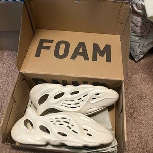 Yeezy Foam Runner